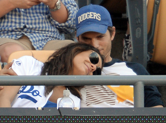 Mila Kunis, Ashton Kutcher Mila Kunis, Ashton Kutcher